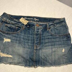 Brand new with tag American Eagle Outfitters size 12 denim skirt